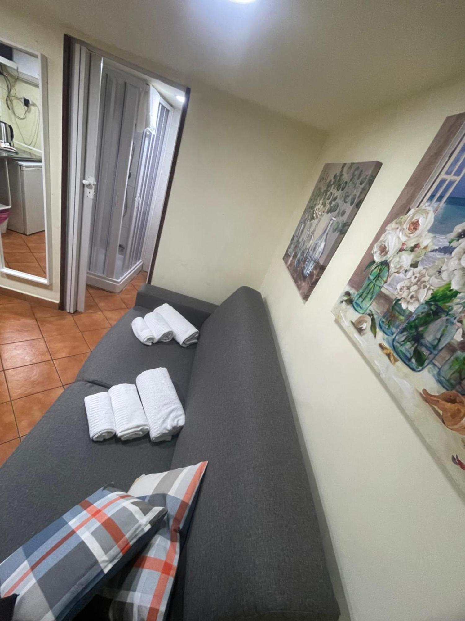 Centro Storico Casa Mari' Apartment Naples Exterior photo